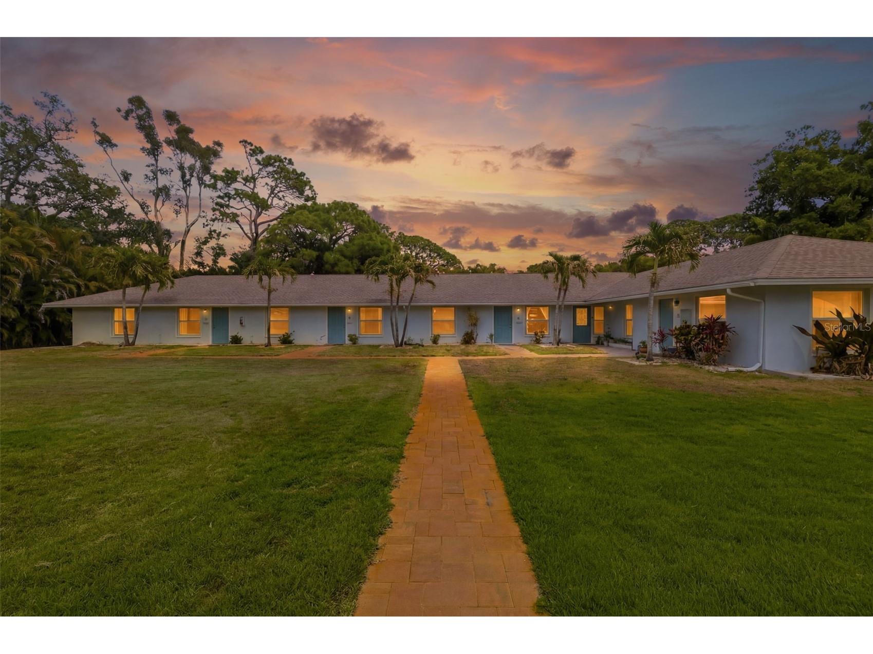 4001 Groveland Avenue Sarasota FL 34231 A4691652 image1