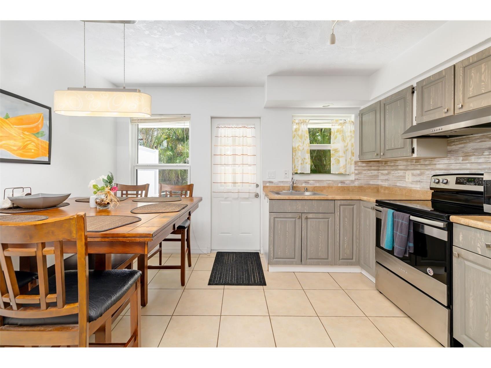 4001 Groveland Avenue Sarasota FL 34231 A4691652 image35