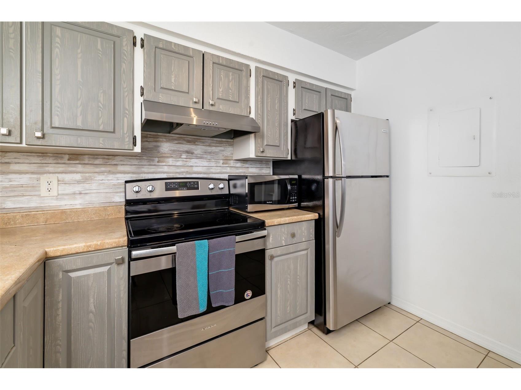 4001 Groveland Avenue Sarasota FL 34231 A4691652 image39