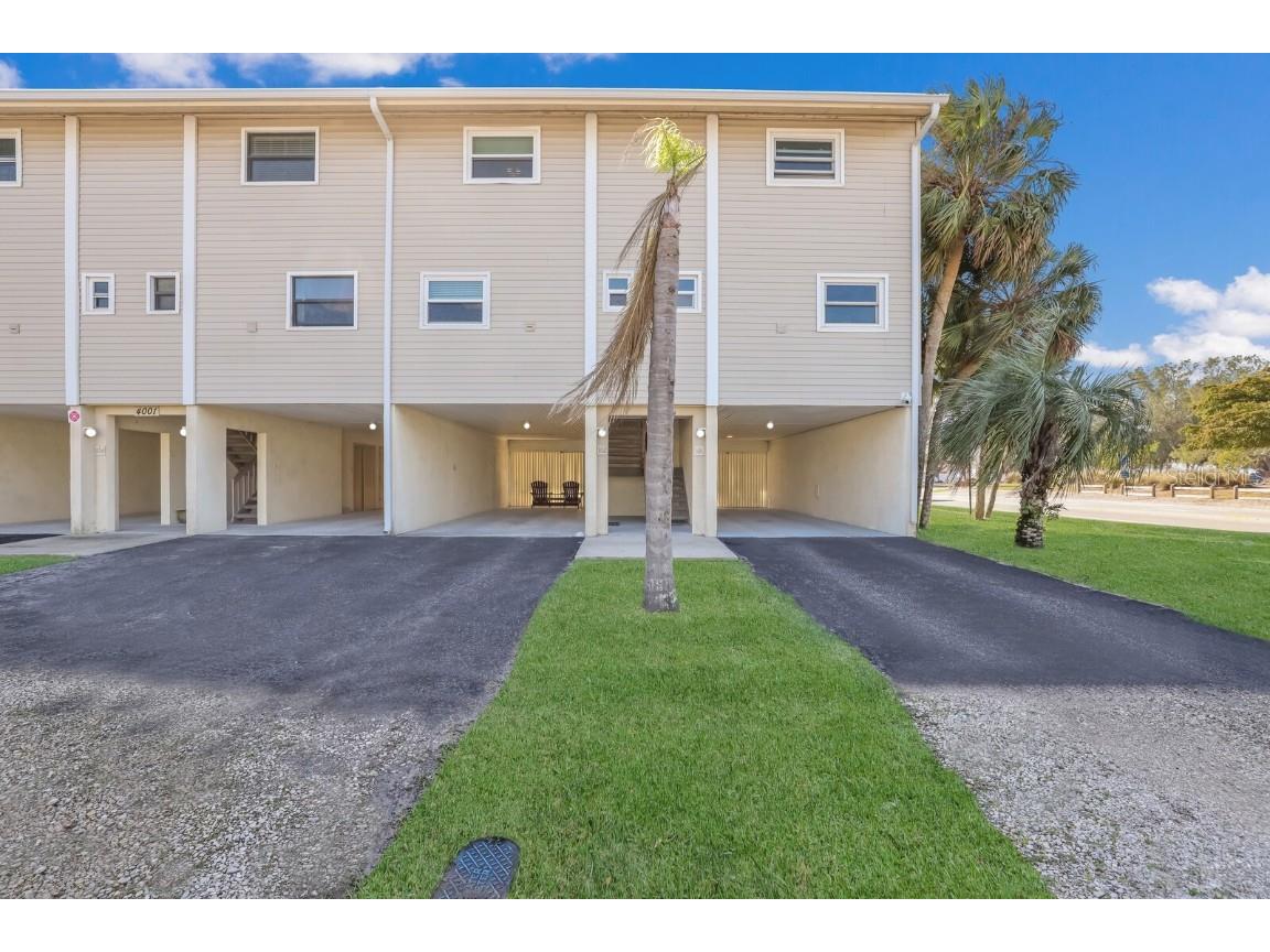 4001 Gulf Drive #102 Holmes Beach FL 34217 A4564193 image1