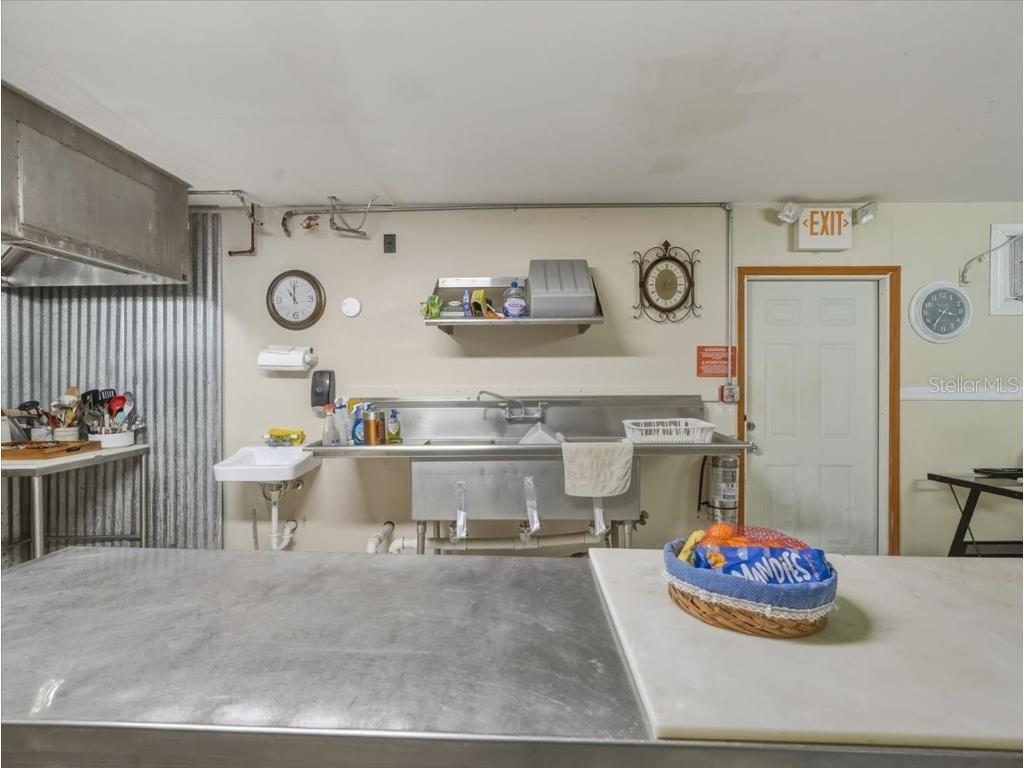 4001 Shoal Line Boulevard Hernando Beach FL 34607 W7881561 image31