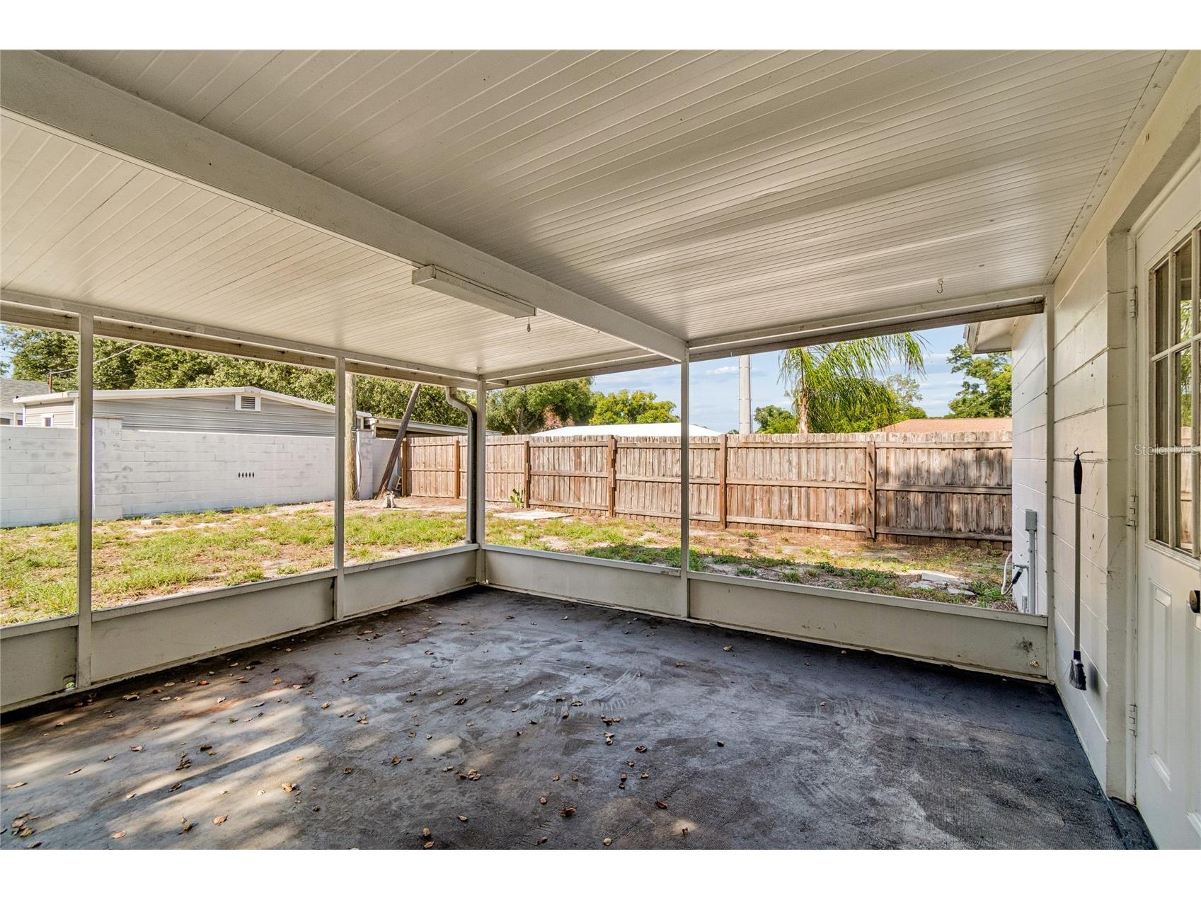 4001 W Rogers Avenue Tampa FL 33611 TB8529109 image18