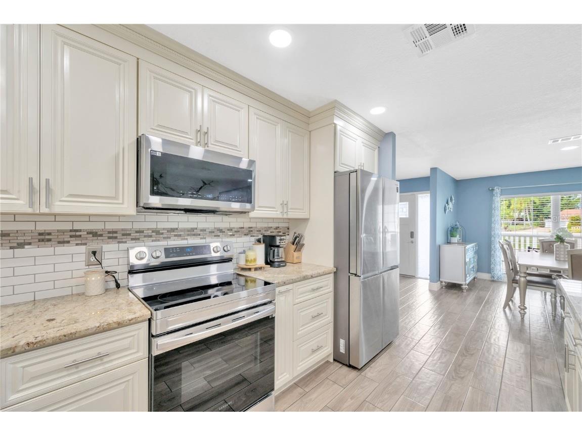 4002 Briarlake Drive Valrico FL 33596 TB8417788 image19