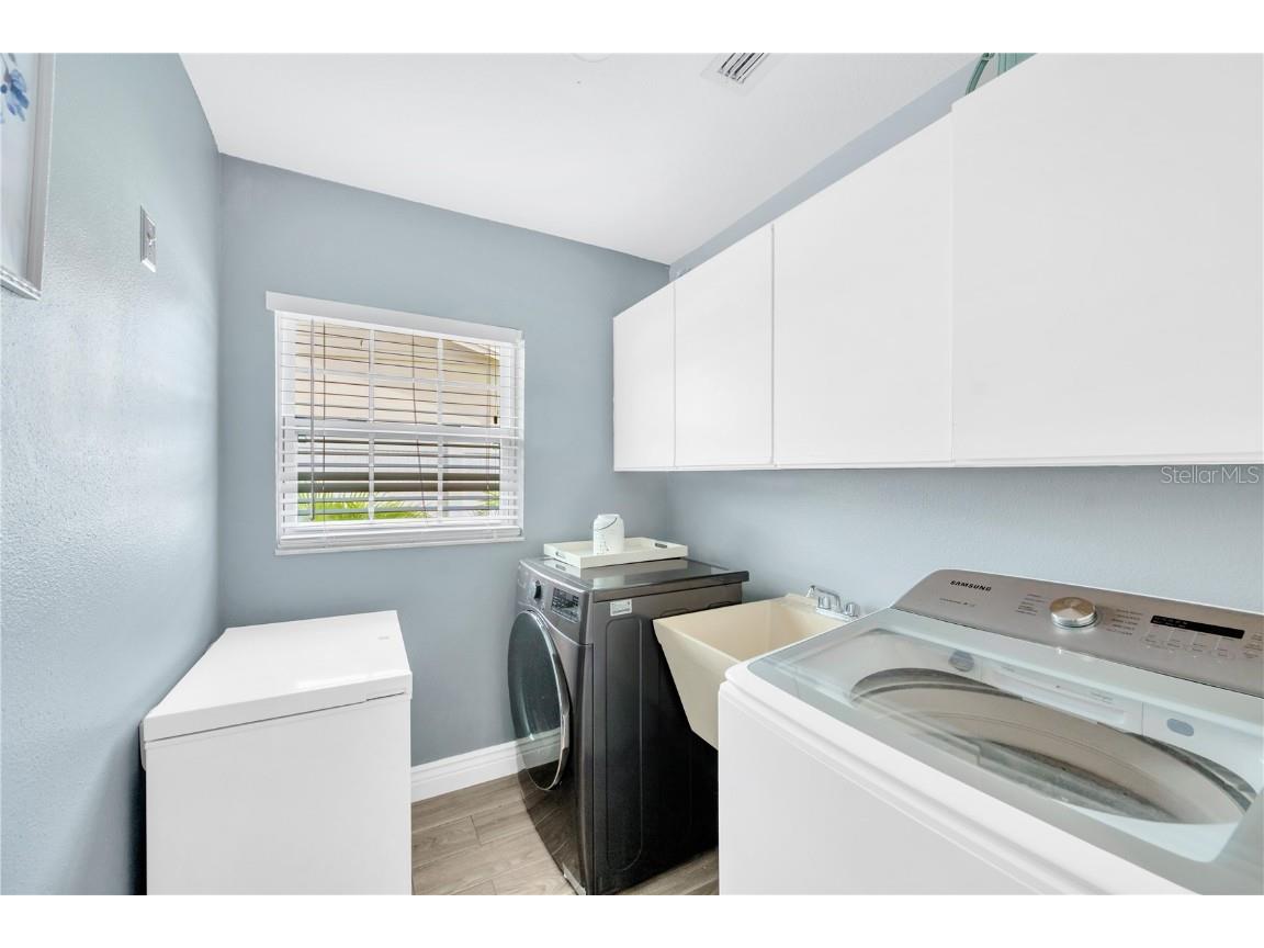 4002 Briarlake Drive Valrico FL 33596 TB8417788 image41