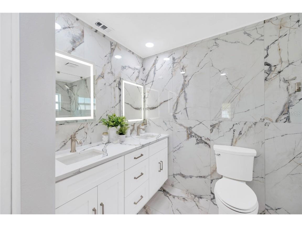 4002 Briarlake Drive Valrico FL 33596 TB8417788 image52