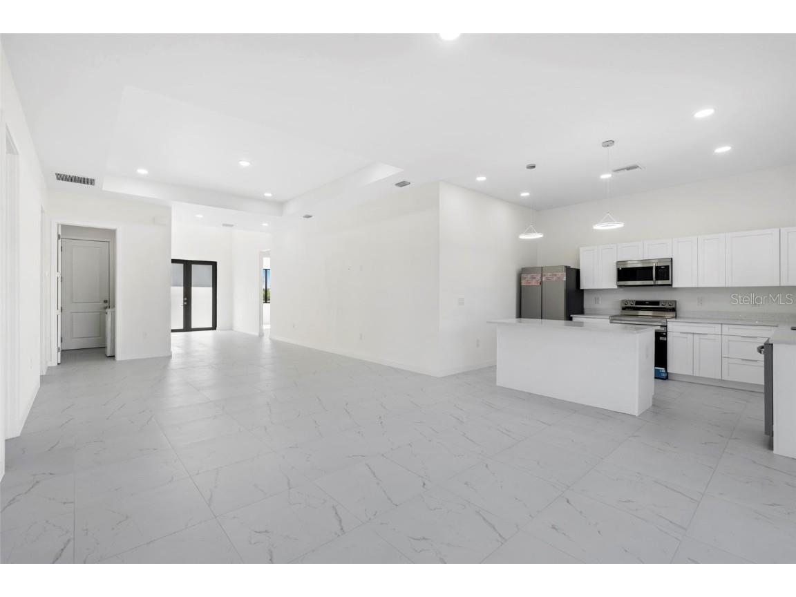 4002 NW 38th Street Cape Coral FL 33993 O6355092 image3