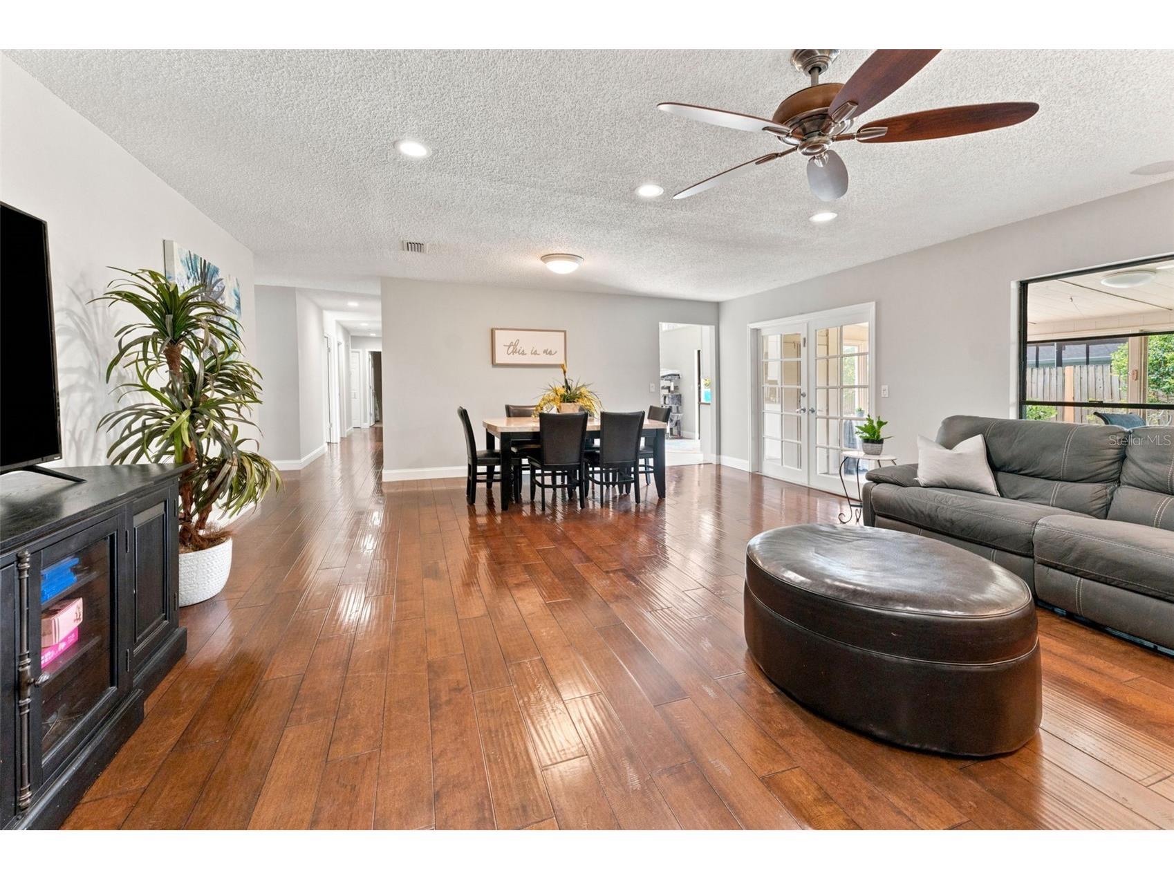 4002 Pebblestone Place Tampa FL 33624 TB8520731 image11