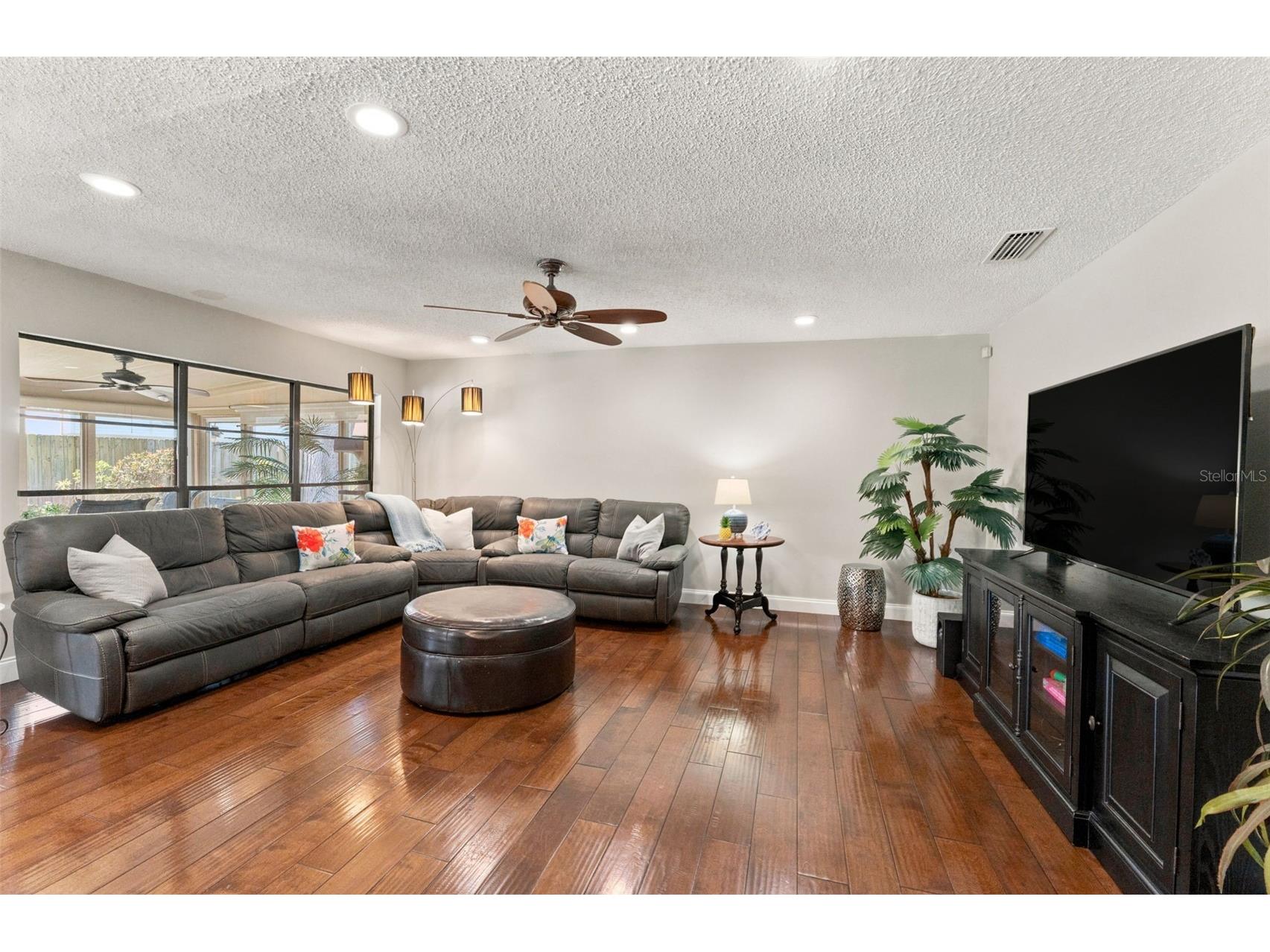 4002 Pebblestone Place Tampa FL 33624 TB8520731 image9
