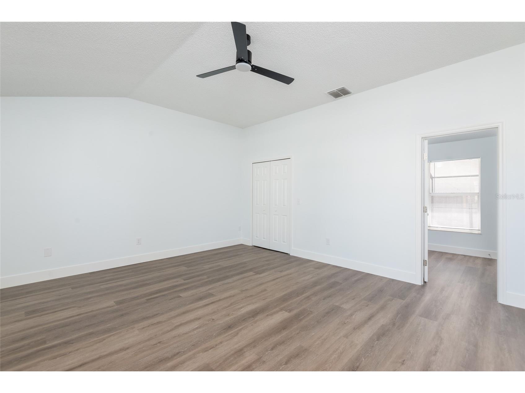 4002 Quail Briar Drive Valrico FL 33596 TB8498943 image11