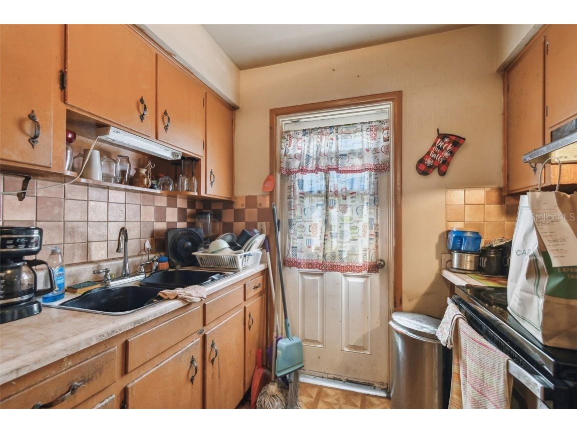 4002 W Gray Street Tampa FL 33609 TB8358236 image16