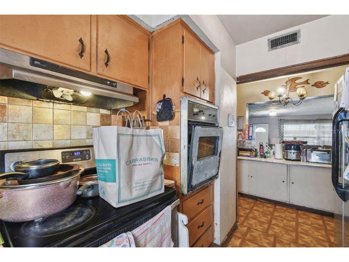 4002 W Gray Street Tampa FL 33609 TB8358236 image19