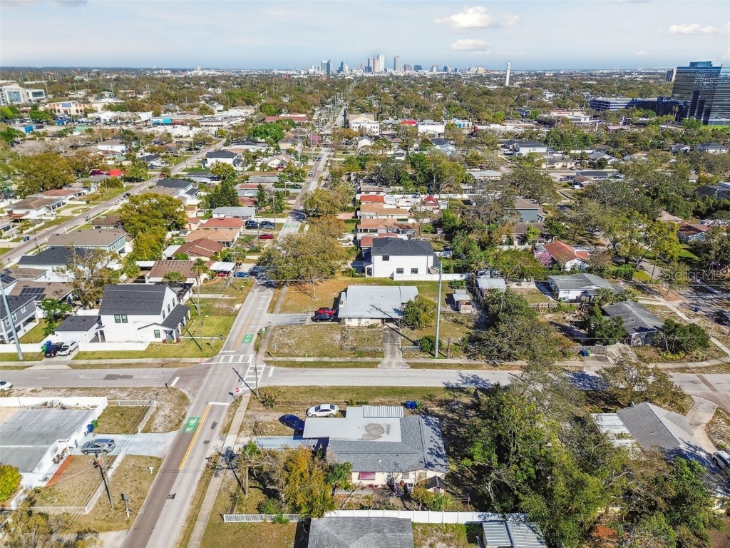 4002 W Gray Street Tampa FL 33609 TB8358236 image37