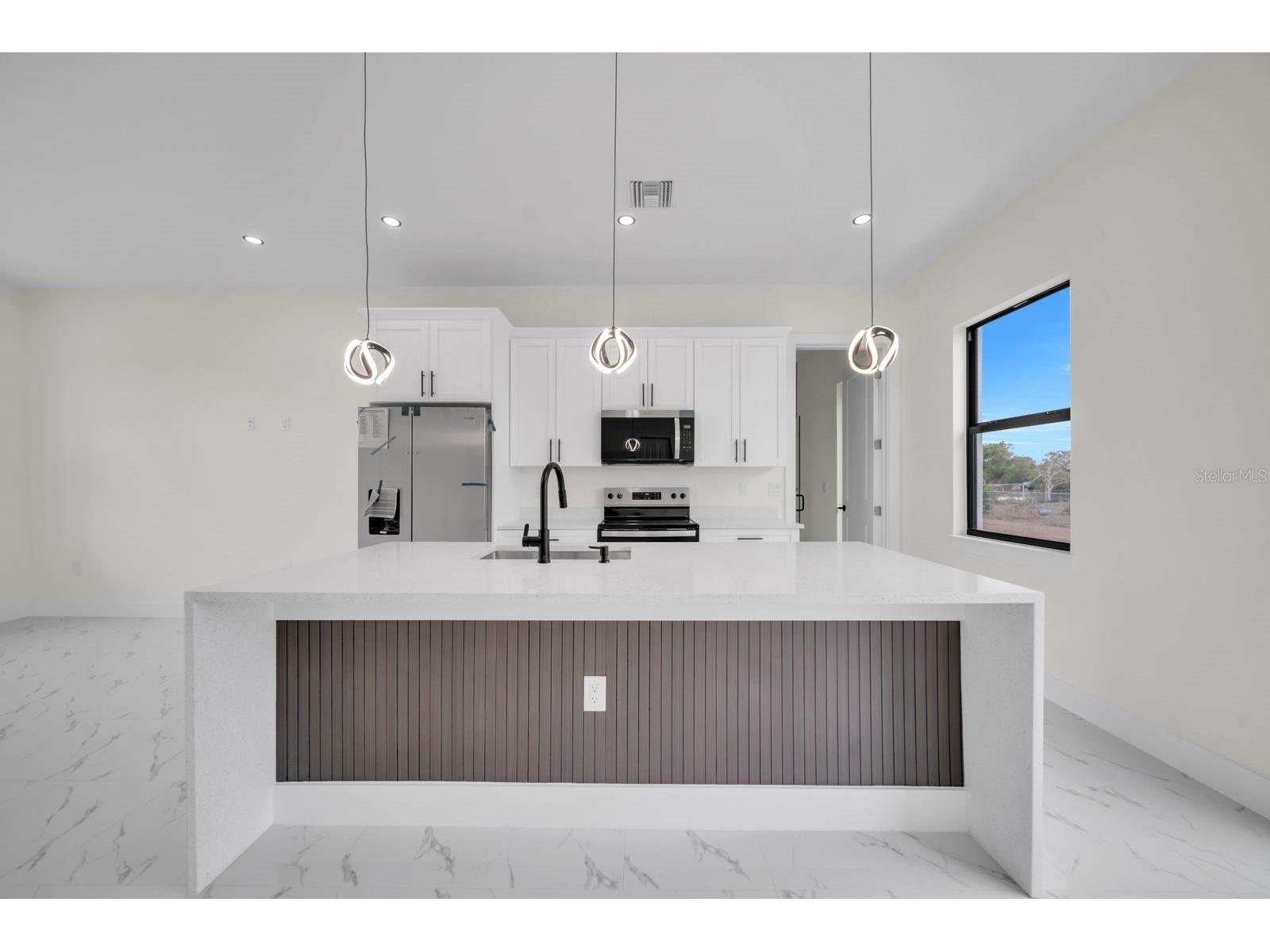 4003 10th Street SW Lehigh Acres FL 33976 A4683621 image8