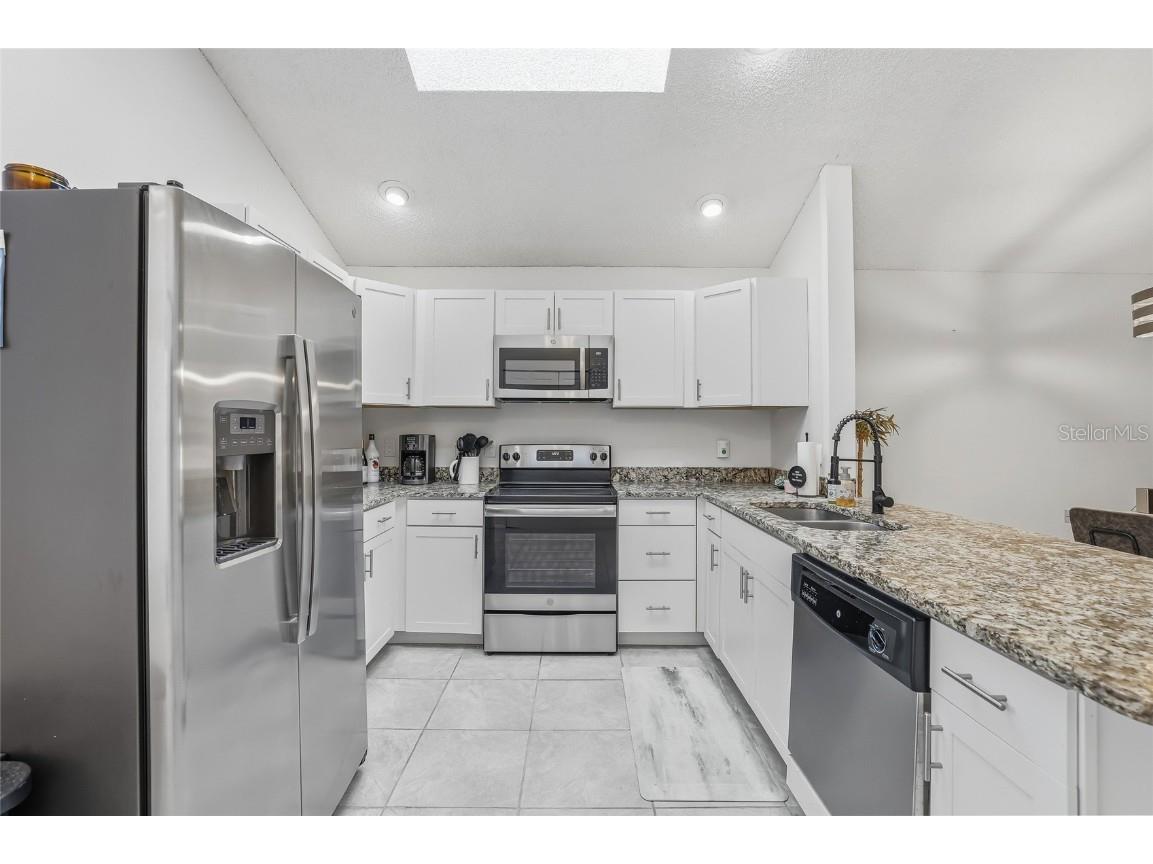 4003 38th Street W Bradenton FL 34205 A4674618 image11