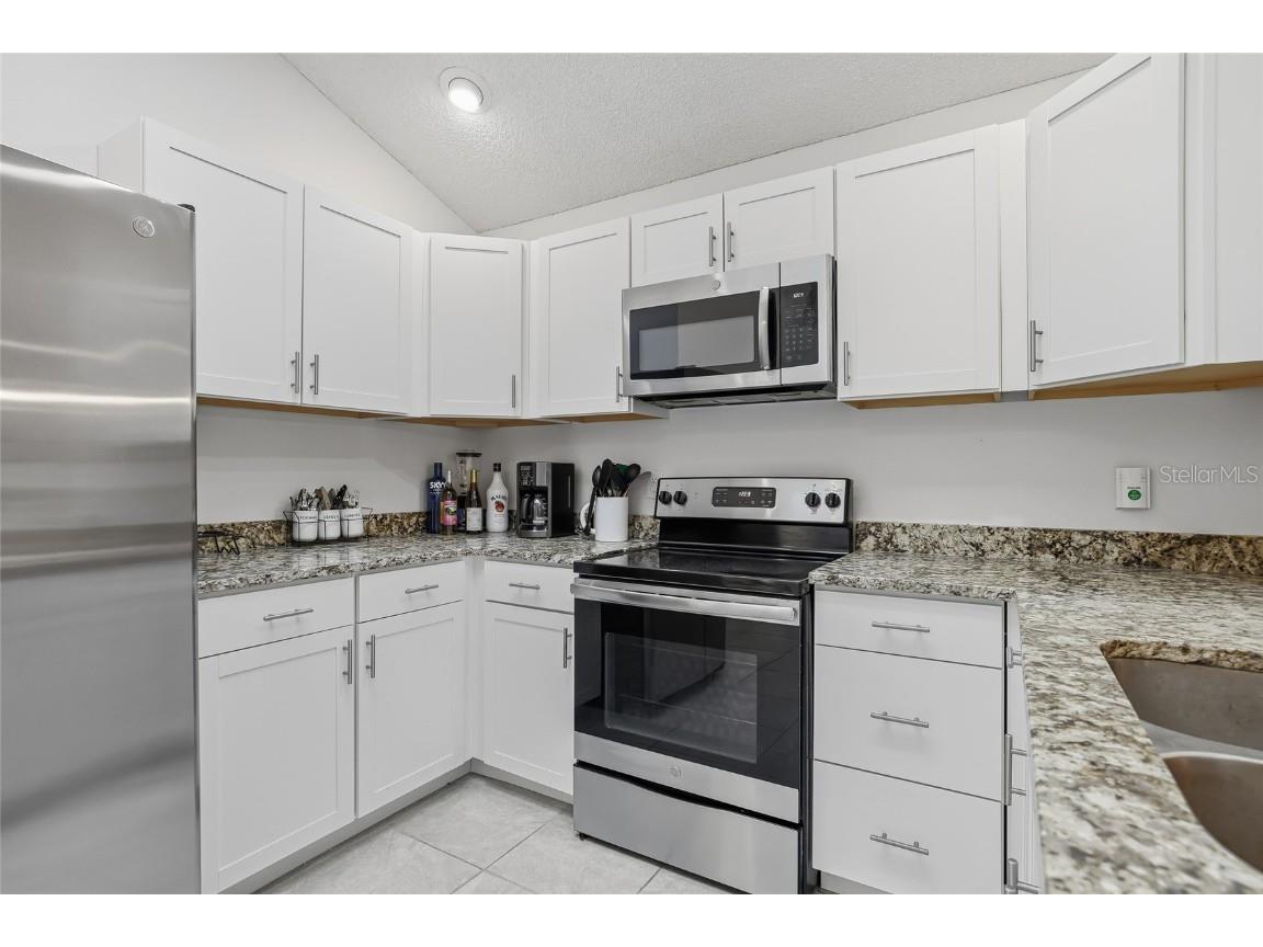 4003 38th Street W Bradenton FL 34205 A4674618 image13