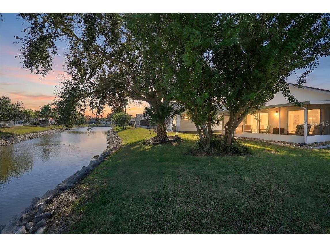 4003 38th Street W Bradenton FL 34205 A4674618 image2