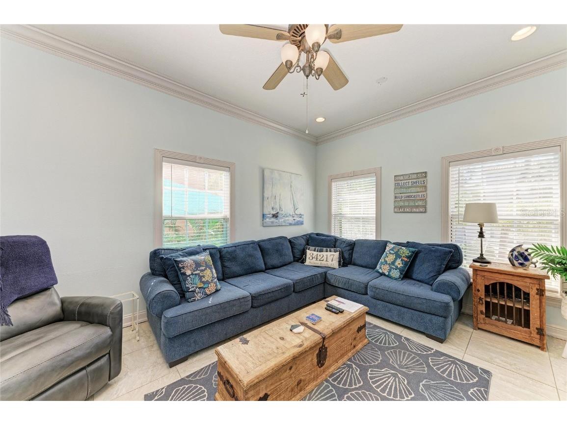 4003 5th Avenue Holmes Beach FL 34217 A4669926 image12