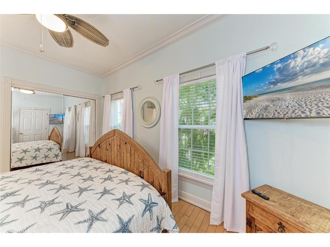 4003 5th Avenue Holmes Beach FL 34217 A4669926 image25