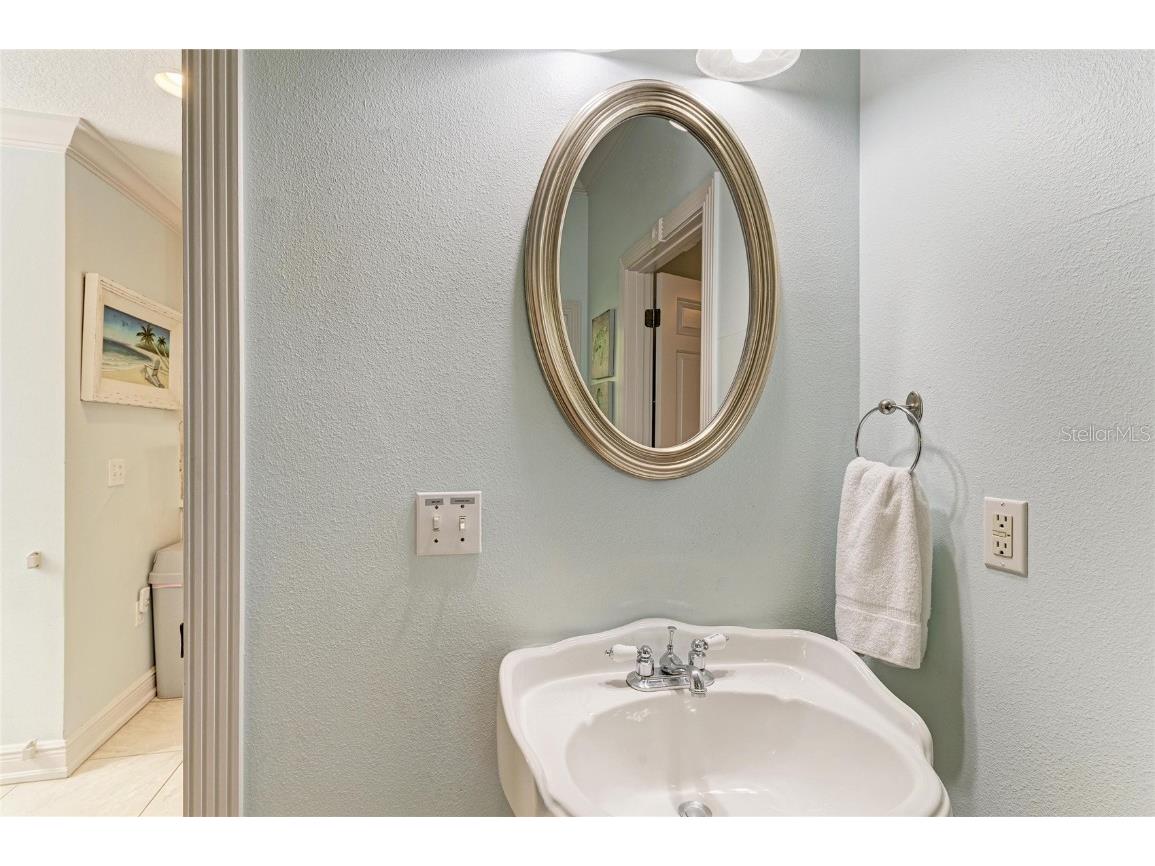 4003 5th Avenue Holmes Beach FL 34217 A4669926 image26