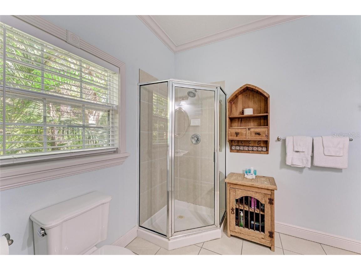 4003 5th Avenue Holmes Beach FL 34217 A4669926 image27