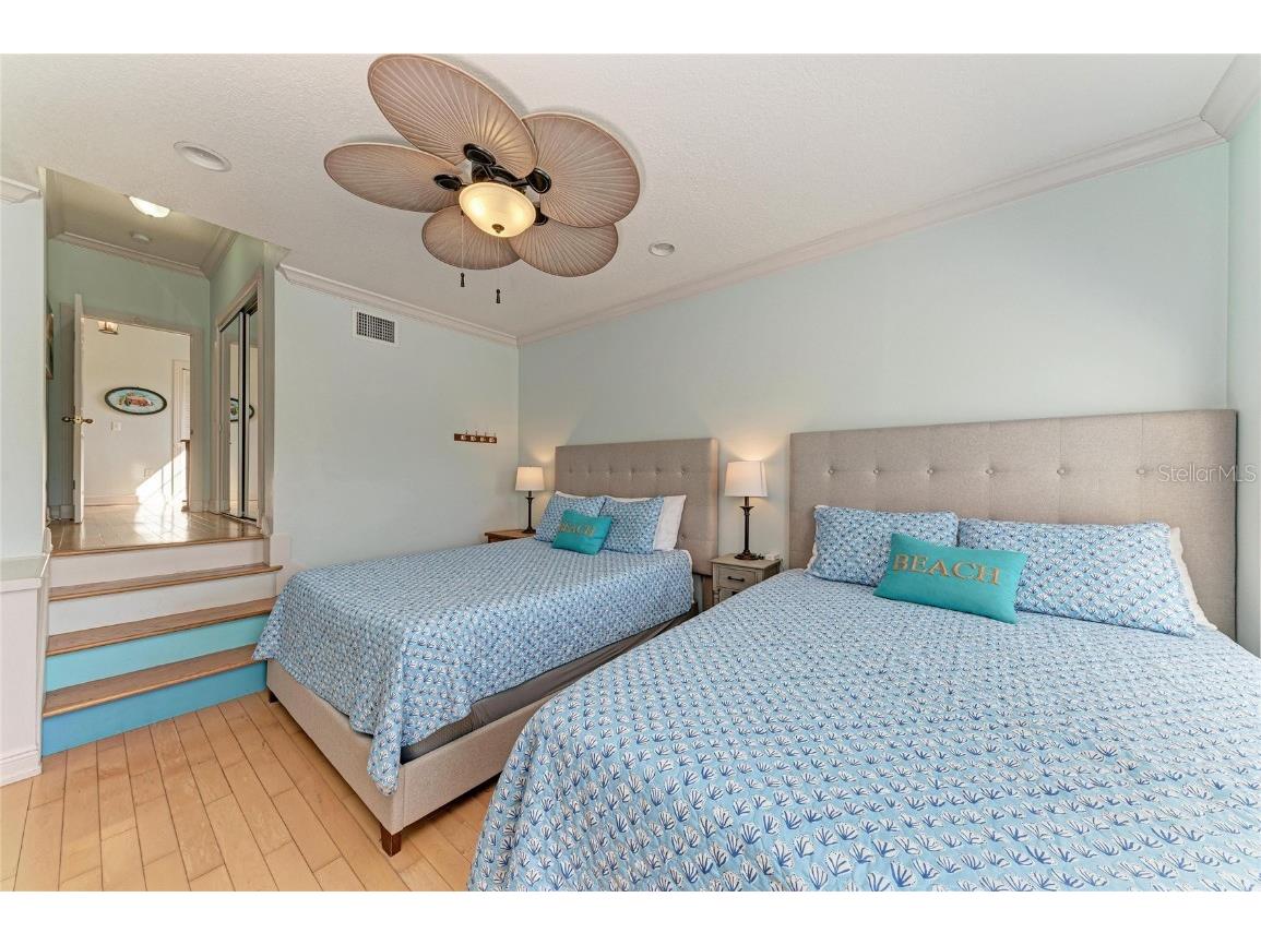 4003 5th Avenue Holmes Beach FL 34217 A4669926 image39