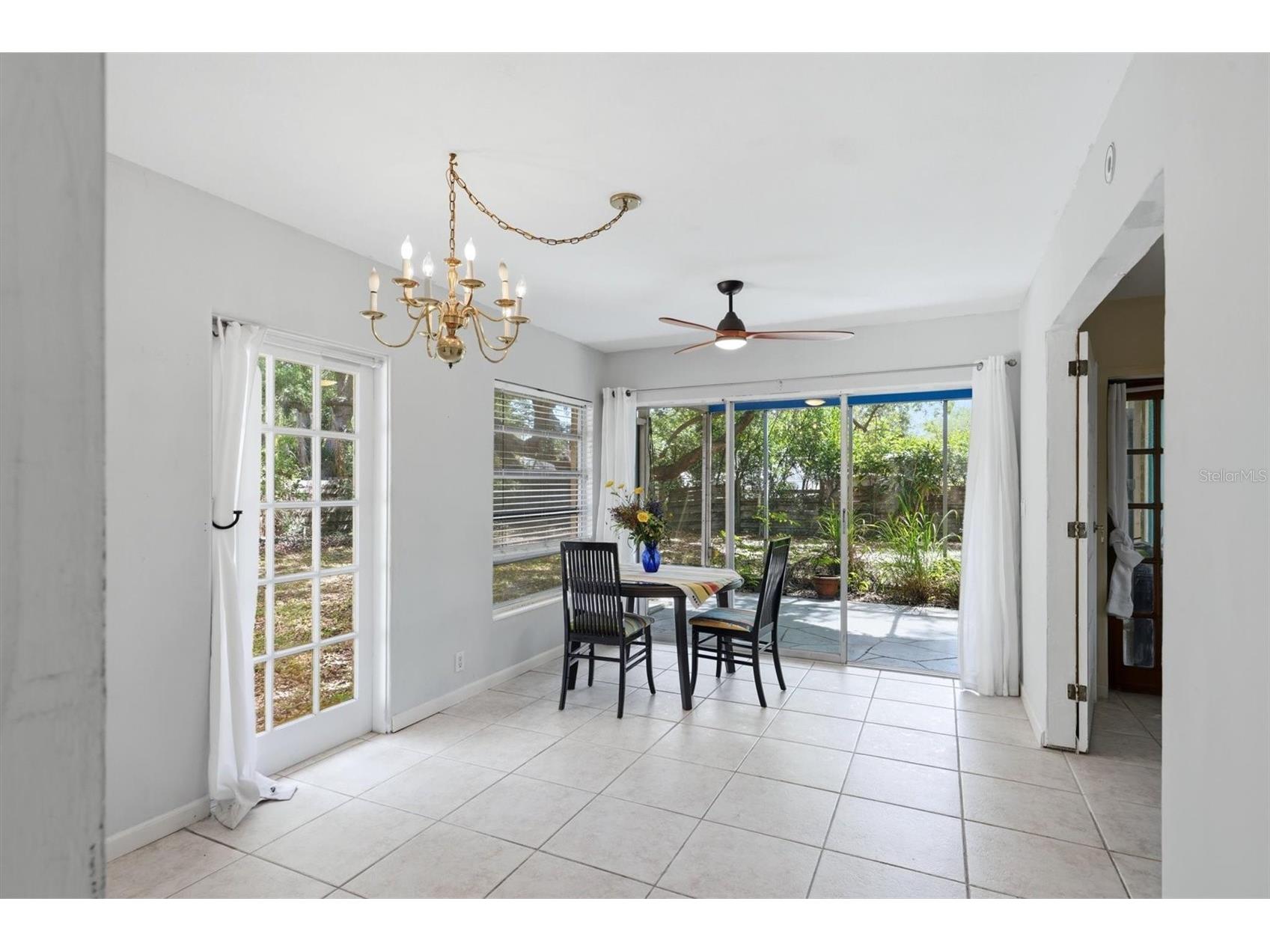 4003 Booth Place Sarasota FL 34231 A4690238 image16