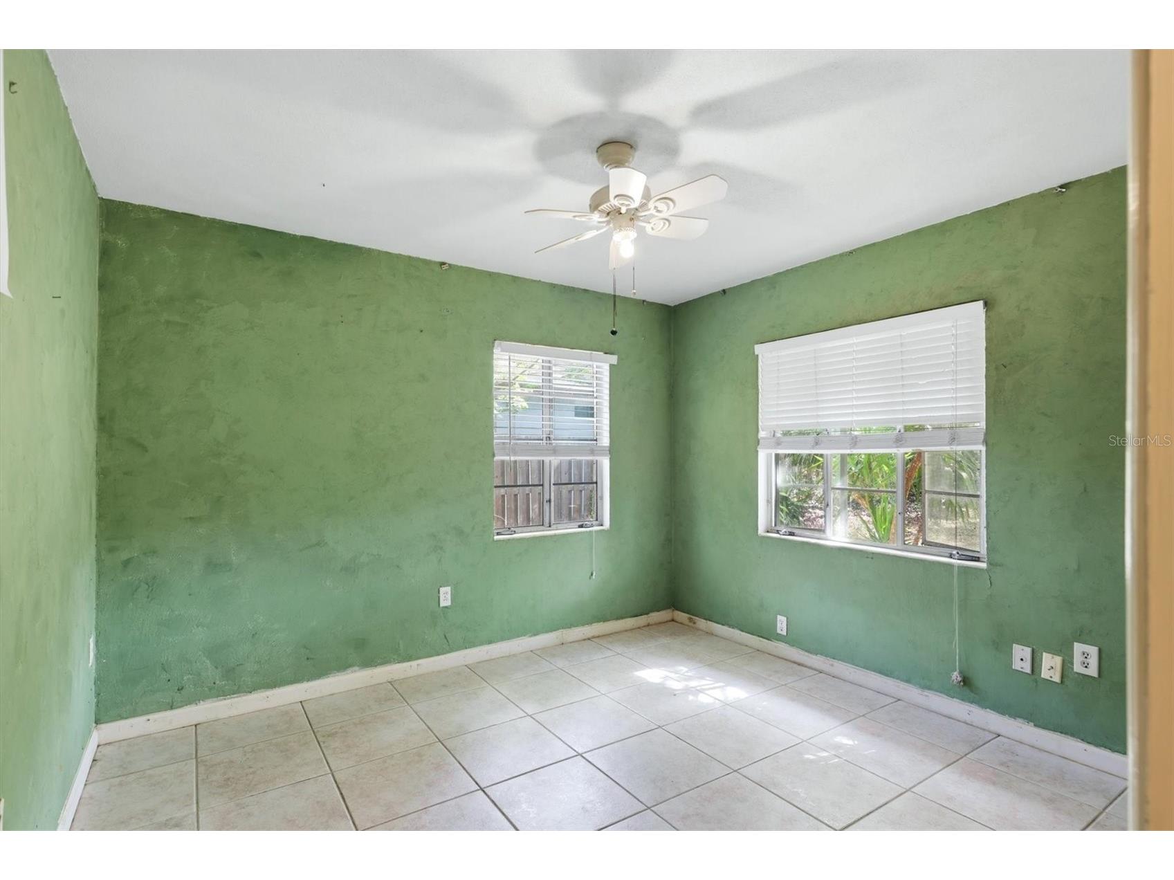 4003 Booth Place Sarasota FL 34231 A4690238 image20