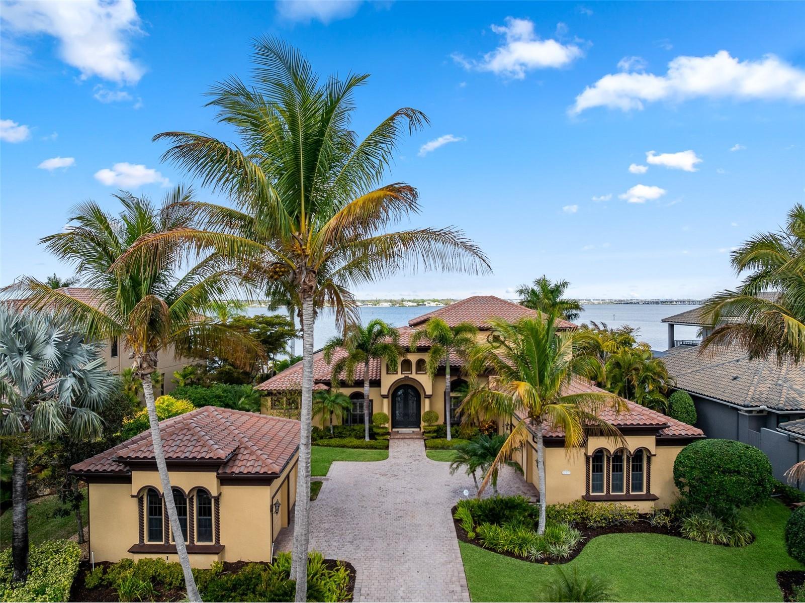 4003 Hawk Island Drive Bradenton FL 34208 - River A4682382 image1