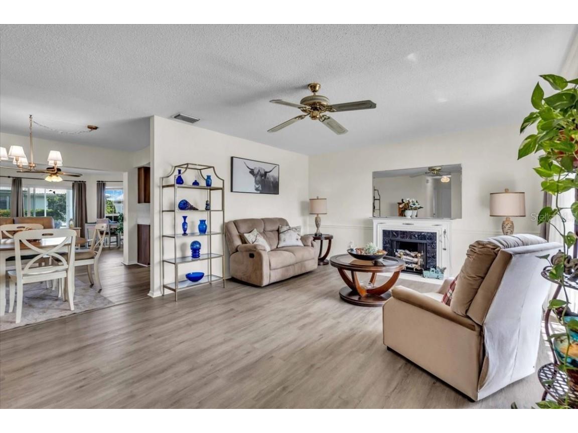 4003 Joyce Drive Bradenton FL 34208 A4666898 image10