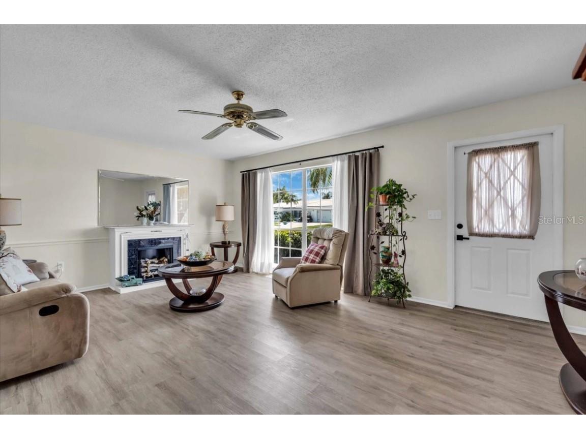 4003 Joyce Drive Bradenton FL 34208 A4666898 image11