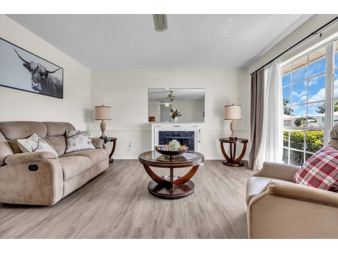 4003 Joyce Drive Bradenton FL 34208 A4666898 image12