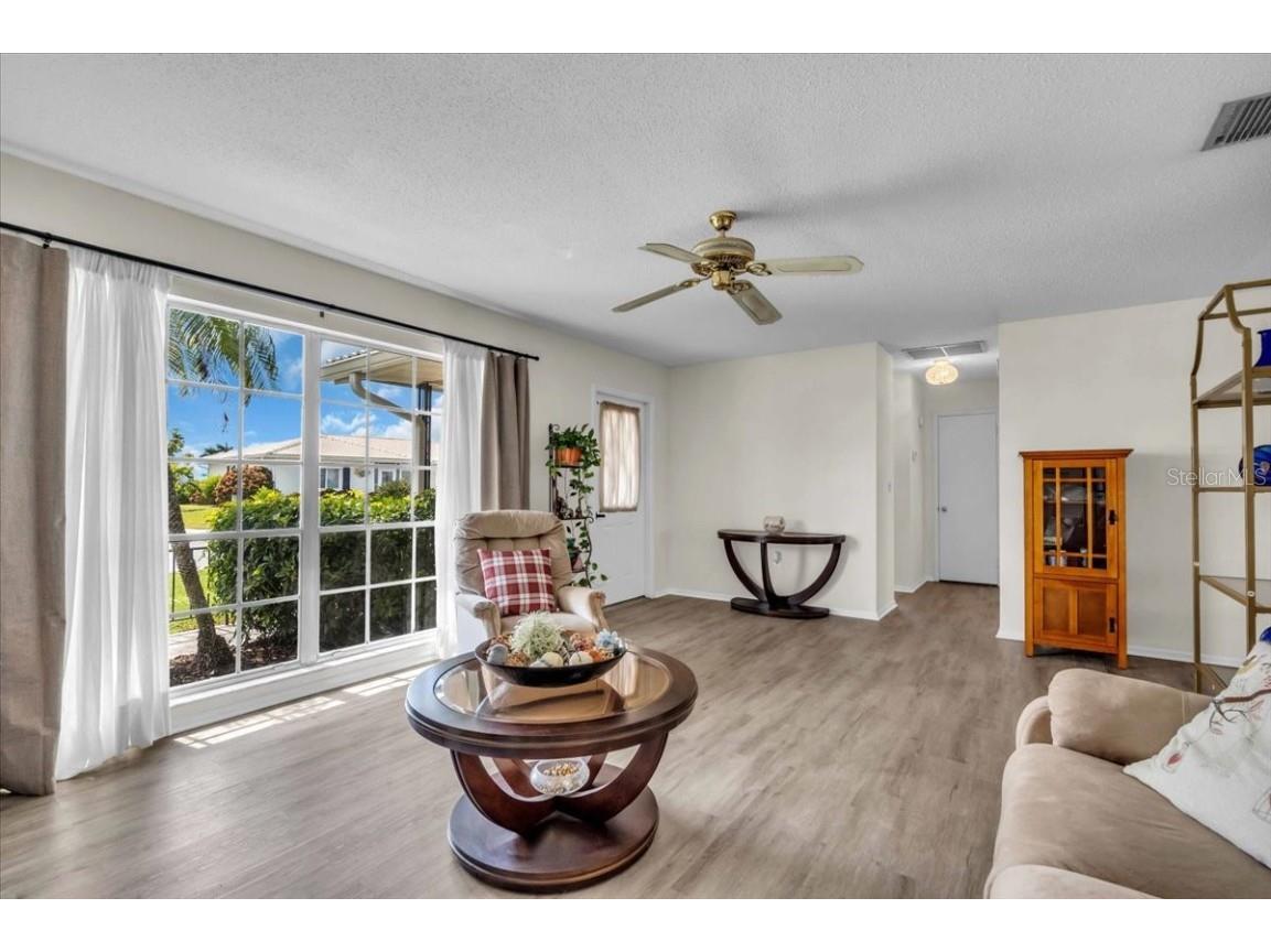 4003 Joyce Drive Bradenton FL 34208 A4666898 image13