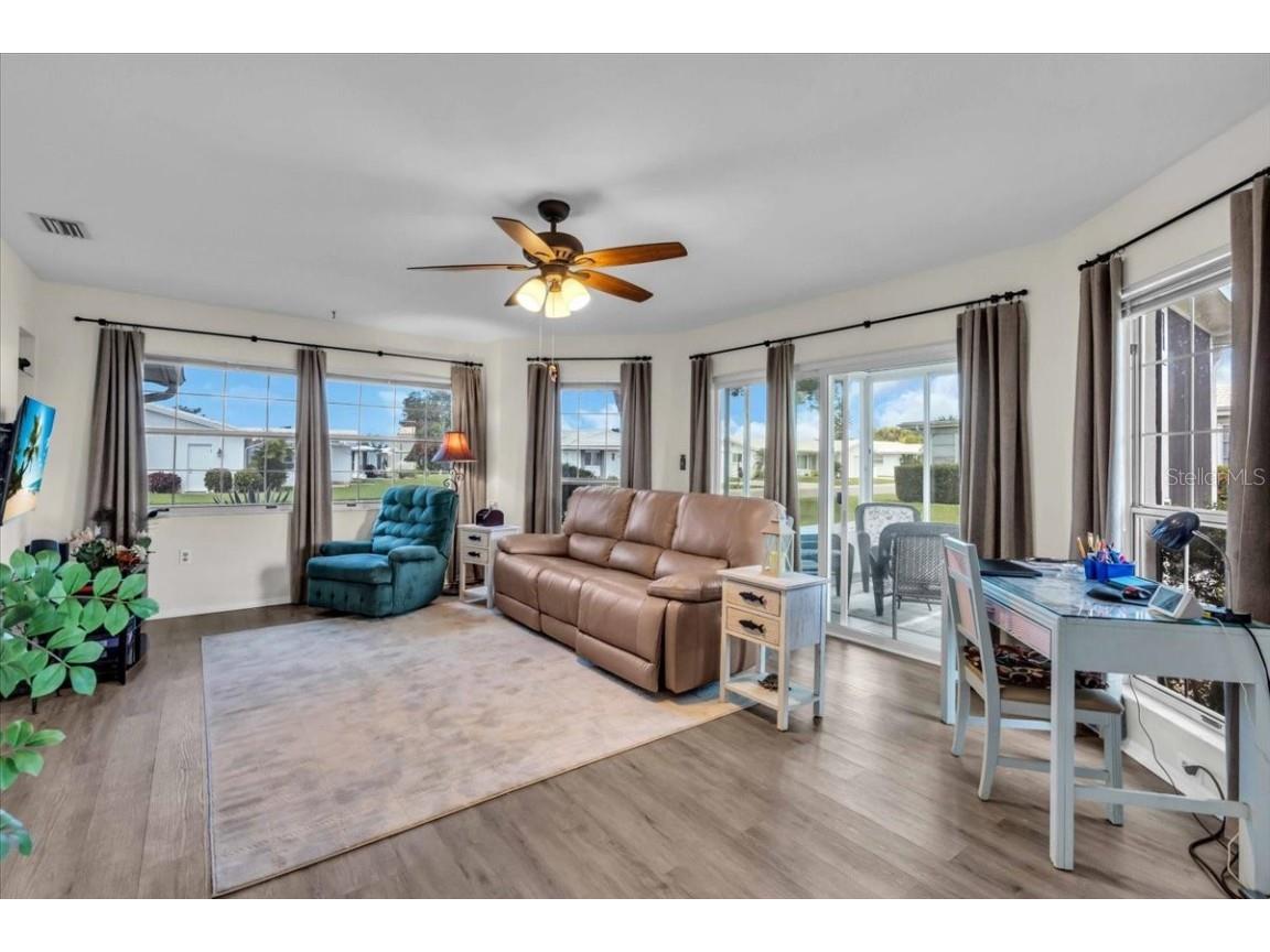 4003 Joyce Drive Bradenton FL 34208 A4666898 image15