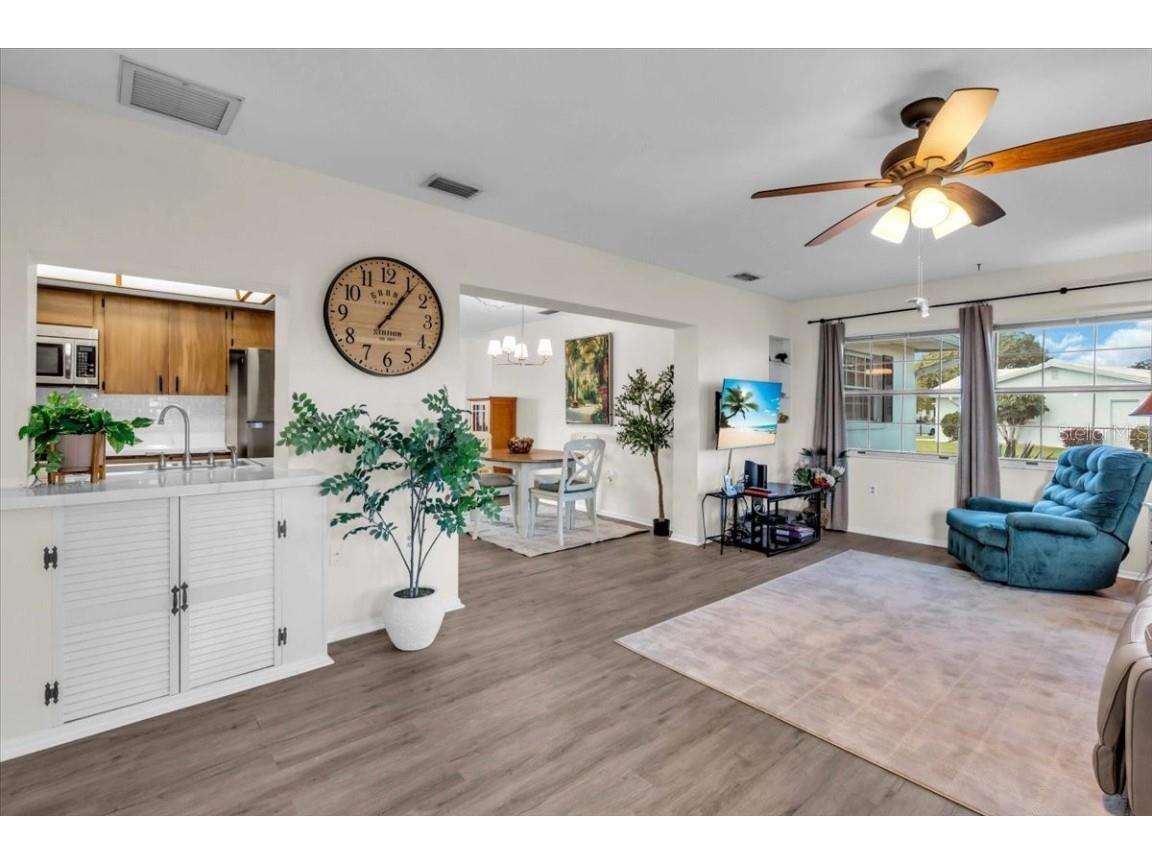 4003 Joyce Drive Bradenton FL 34208 A4666898 image16