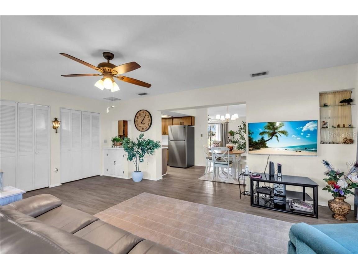 4003 Joyce Drive Bradenton FL 34208 A4666898 image17