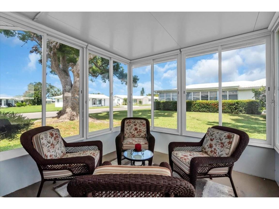 4003 Joyce Drive Bradenton FL 34208 A4666898 image2