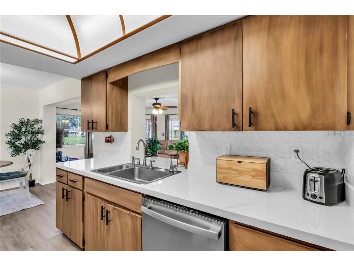 4003 Joyce Drive Bradenton FL 34208 A4666898 image22