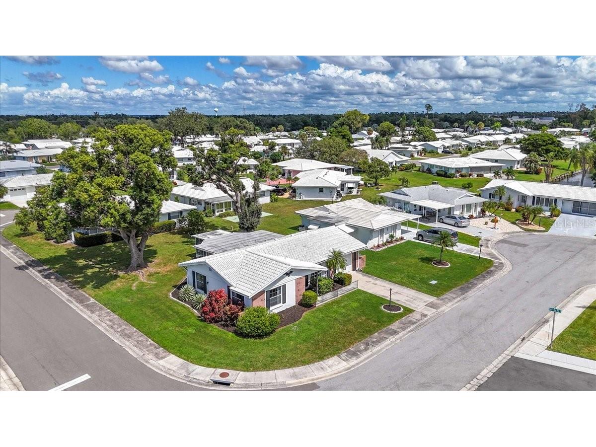 4003 Joyce Drive Bradenton FL 34208 A4666898 image4