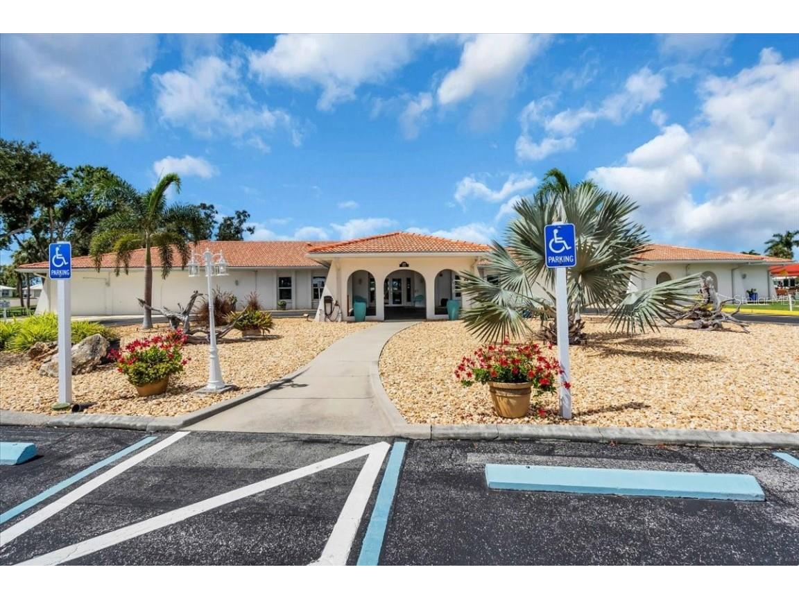 4003 Joyce Drive Bradenton FL 34208 A4666898 image40