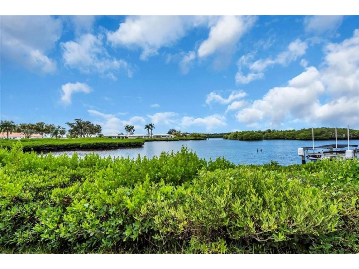 4003 Joyce Drive Bradenton FL 34208 A4666898 image7