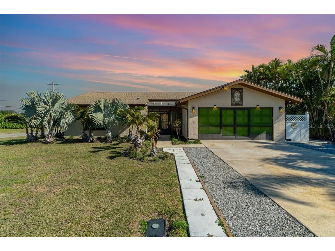 4003 SE 1st Court Cape Coral FL 33904 A4635516 image1