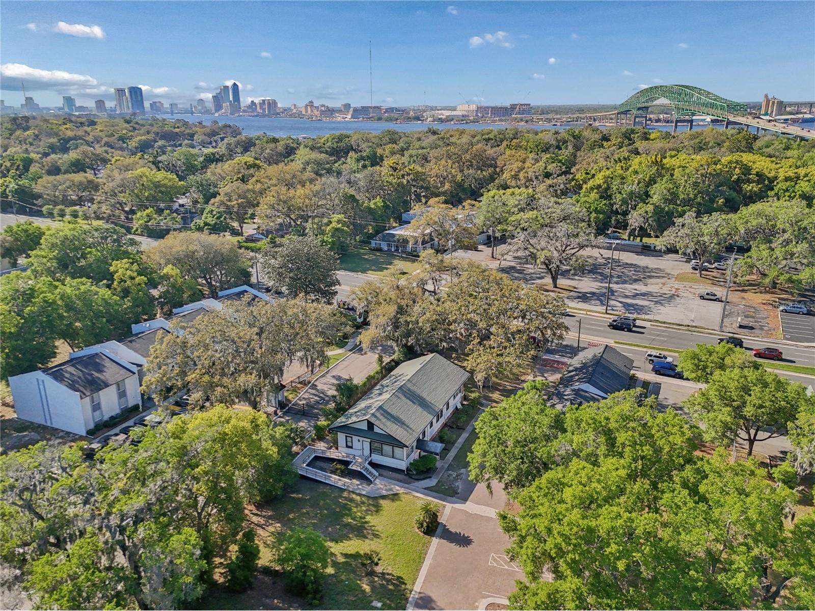 4004 Atlantic Boulevard Jacksonville FL 32207 FC317812 image12