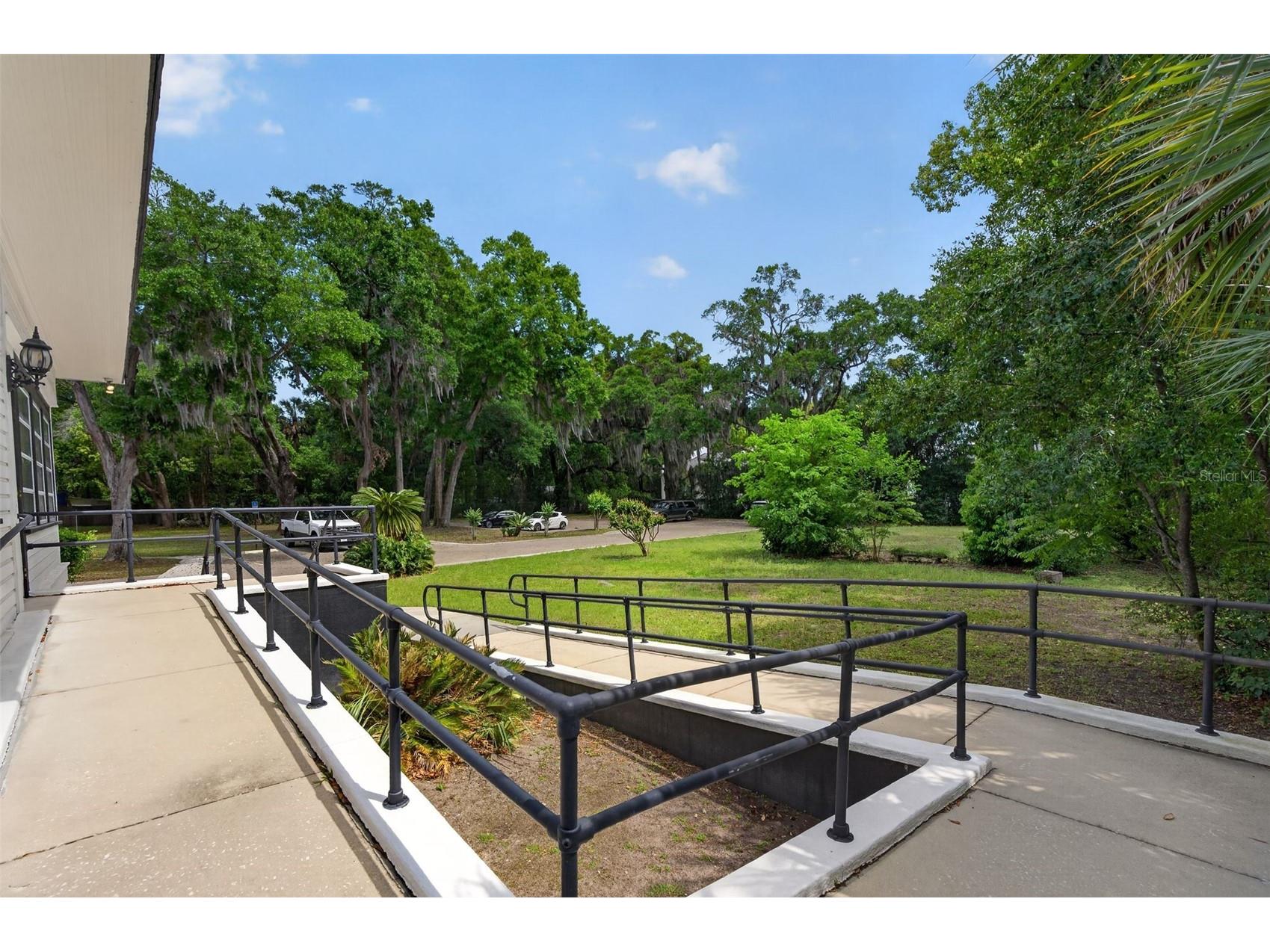 4004 Atlantic Boulevard Jacksonville FL 32207 FC317812 image18