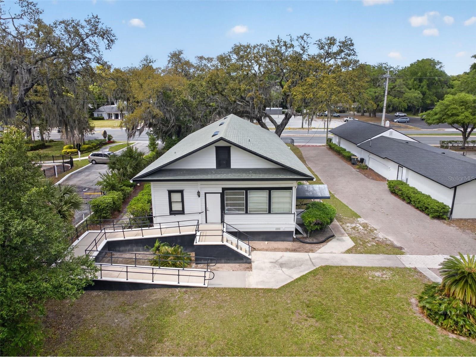4004 Atlantic Boulevard Jacksonville FL 32207 FC317812 image5