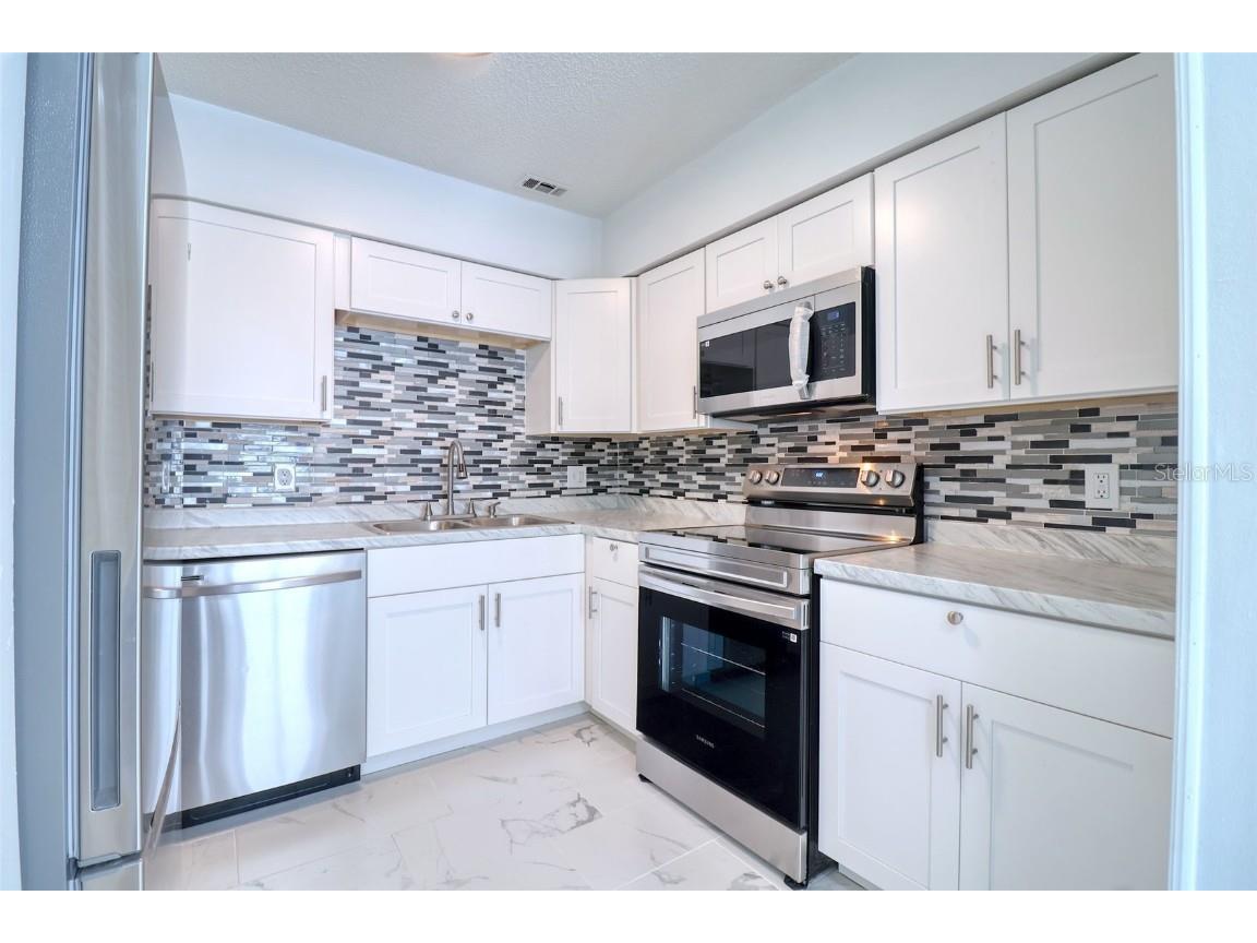 4004 Cortez Drive #D Tampa FL 33614 TB8432738 image5