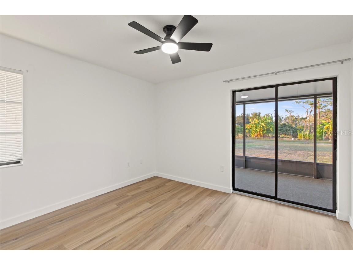 4004 Hidden River Lane Sarasota FL 34240 A4660693 image16