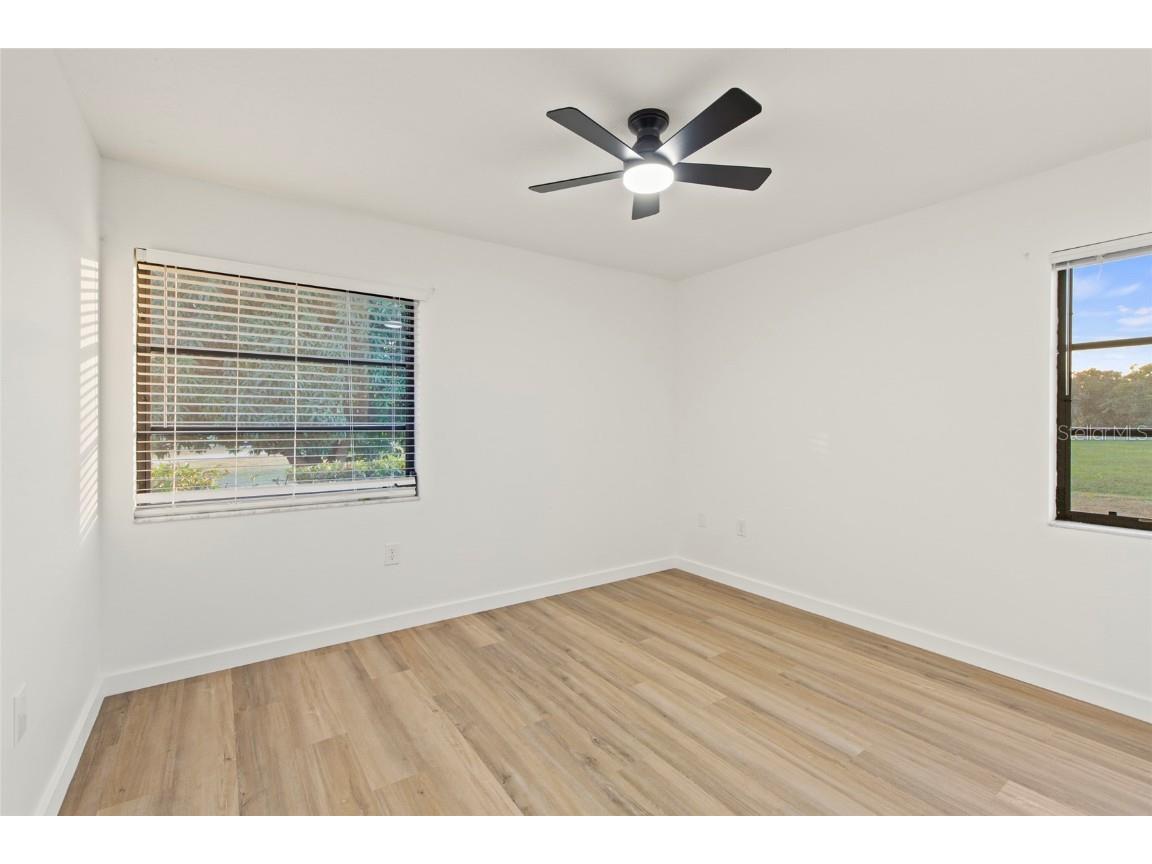 4004 Hidden River Lane Sarasota FL 34240 A4660693 image19