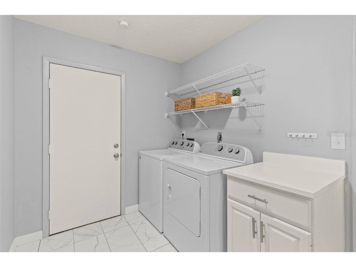 4004 Hidden River Lane Sarasota FL 34240 A4660693 image22