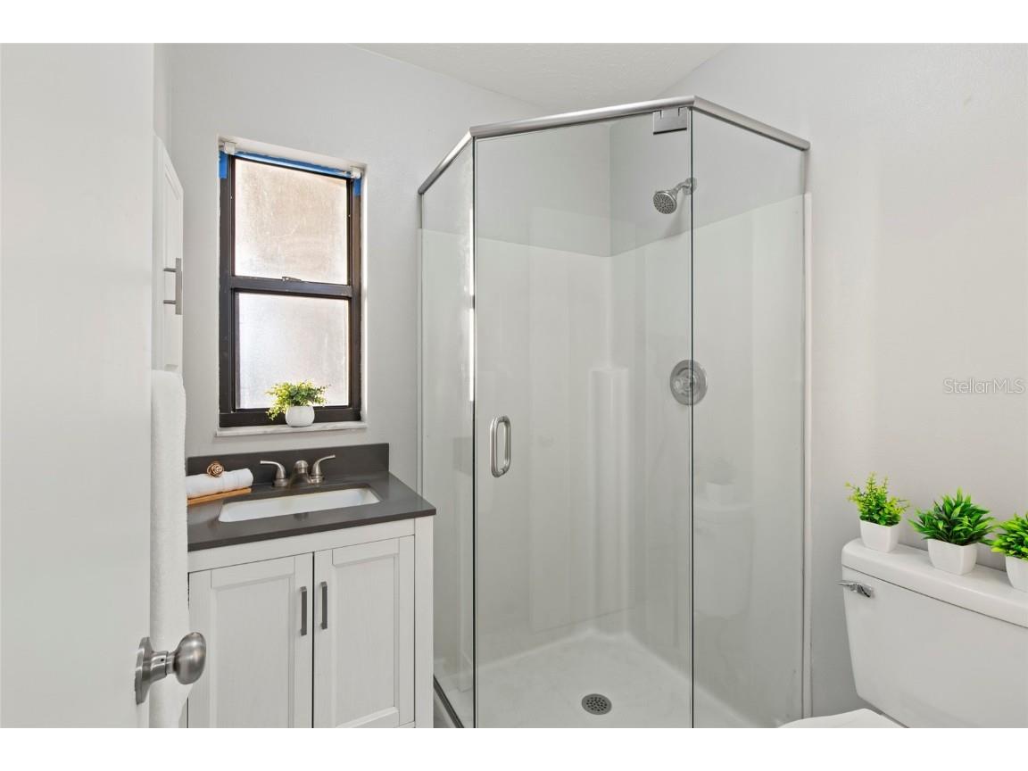 4004 Hidden River Lane Sarasota FL 34240 A4660693 image23