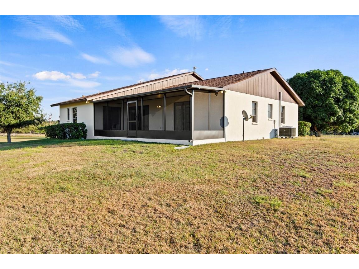 4004 Hidden River Lane Sarasota FL 34240 A4660693 image26